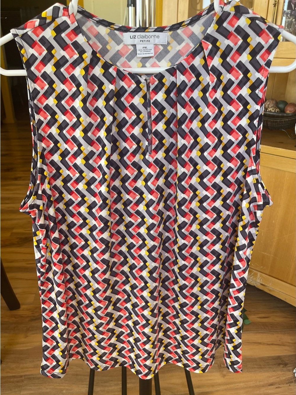 Liz Claiborne Sleeveless Top - Size PXL